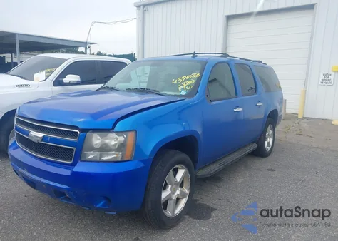 2011 Chevrolet Suburban 1500 Ls из США, поврежденный, VIN 1GNSKHE30BR186424